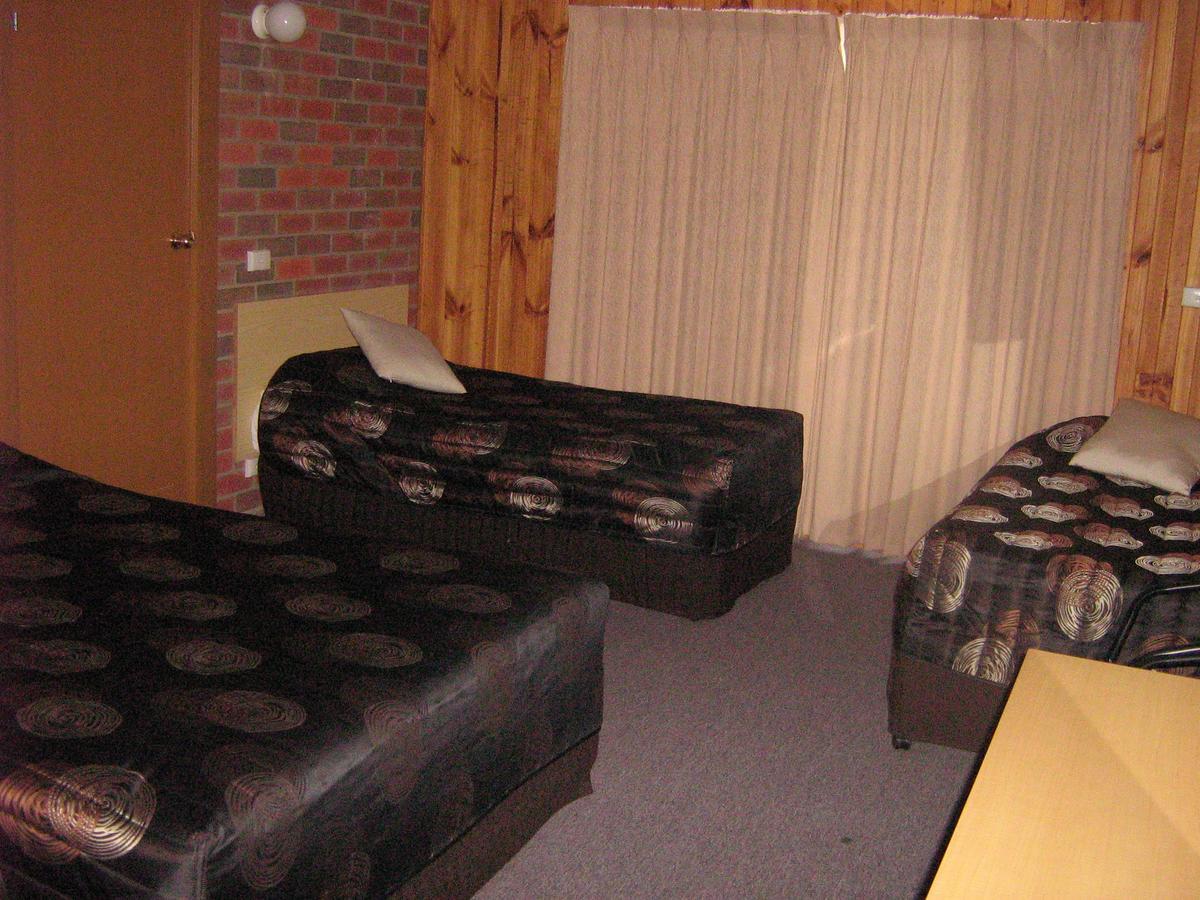 Country Road Motel St Arnaud Saint Arnaud ภายนอก รูปภาพ
