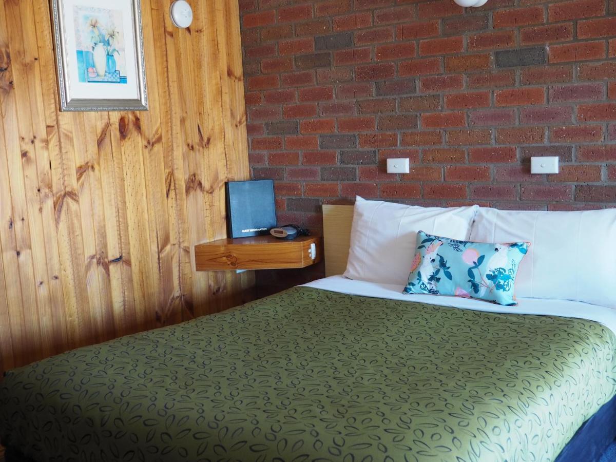 Country Road Motel St Arnaud Saint Arnaud ภายนอก รูปภาพ