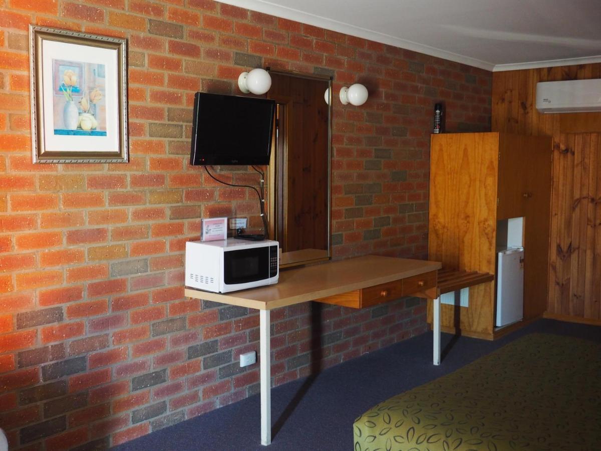 Country Road Motel St Arnaud Saint Arnaud ภายนอก รูปภาพ